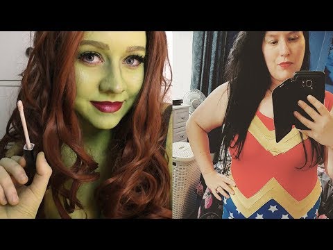 ASMR - ☆ Wonderwoman & Poison Ivy do your Makeup! ☆ (Collab with Minxlaura123 ♥)