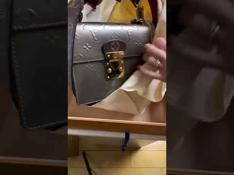 Minha primeira Louis Vuitton - Unboxing de Luxo #shorts #asmr