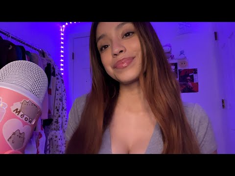 ASMR | cozy whispers🧸 tapping + scratching & mic brushing (rambling)