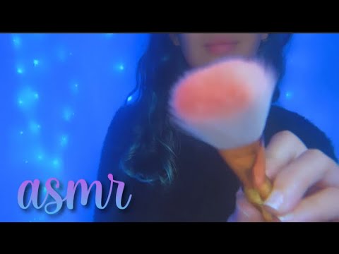 ASMR - CARINHO NO SEU ROSTO ATÉ VOCÊ DORMIR | SONS DE BOCA EM CAMADAS + PINCEL NA TELA