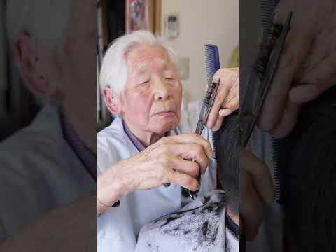💈108-year-old female barber is still in business in Japan #asmr #femalebarber #japanesebarber