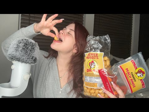 ASMR trying different snacks 😋 (CRUNCHY SOUNDS)