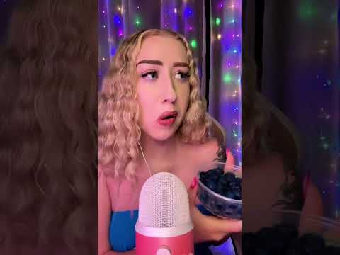 This was a mess ... #asmr #asmrvideo #candy #sourcandy #asmrsounds #asmreating