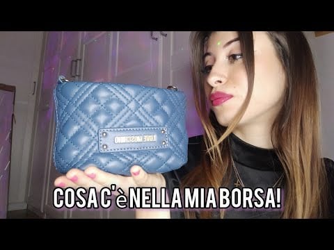 🇮🇹ASMR ITA• COSA C'È NELLA MIA BORSA? #lovemoschino *rilassante*