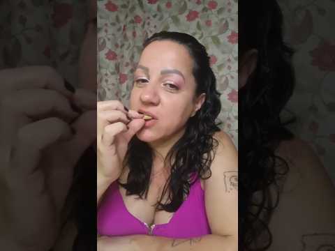 ASMR-SHORTS COMENDO BOLACHA #asmr #shortvideo #videoscurtos #shorts