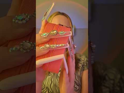 asmr jewelery box tapping w XXL nails 💅