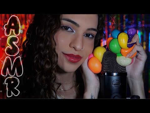 ASMR Sussurros + Apertando Bolinhas que Grudam (Muito Relaxante)