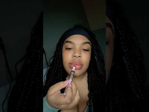 tarte lippie 💕 #shortscreator #shorts #asmr #relax #asmrsounds #asmrshorts #trending #sleep