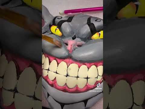Cheshire Cat finally painted. #painting #3dprinting #nomadsculpt #Alicemadnessreturns #art #mask