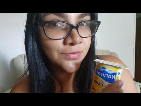 ASMR lamiendo Yogurt con el dedo + sonido de pajaritos 🦜