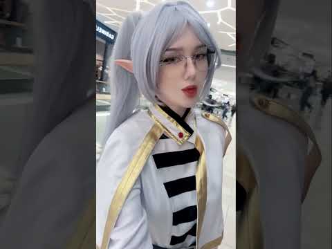 With Frieren at the mall #animecosplay #cosplay #cosplaygirl #frieren #frierenbeyondjourneysend