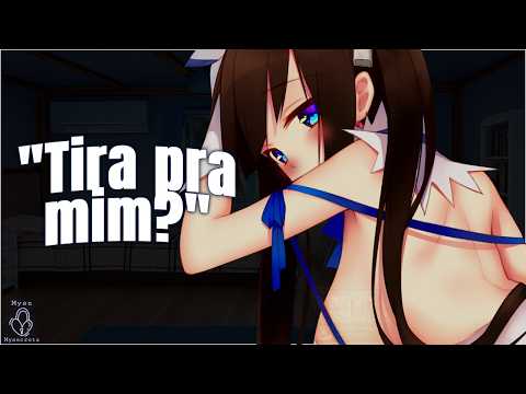 AJUDANDO SUA AMIGA ATREVIDA COM AS ROUPAS | ASMR ROLEPLAY