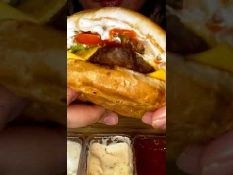 WENDY’S MEAL #asmr #wendys #mukbang