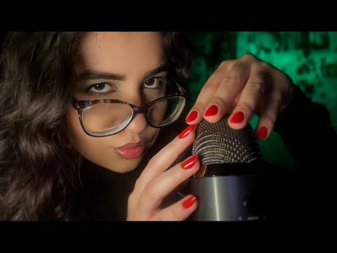 ASMR - POSSO TE ARREPIAR? ( scratching no mic, pincel na tela e no mic, mouth sounds…)
