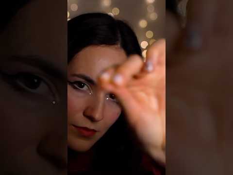 ASMR Pluck & snip #asmrsounds #relax #visualtingle  #triggersforsleep #asmrtriggers #asmrtingles