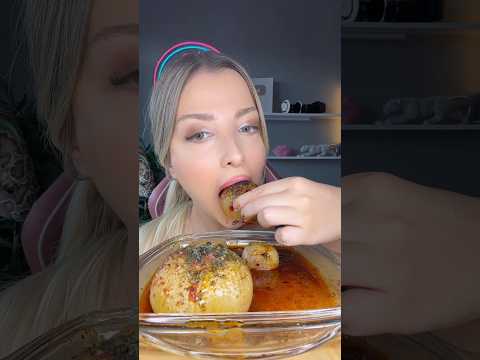 Tereyagli sarımsaklı fırında soğan 🧅 #asmr #mukbangasmr #soğan #shorts Türkçe ASMR