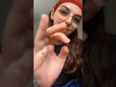 Relaxing Close Up Hand Movements #ASMR 🫶🏻