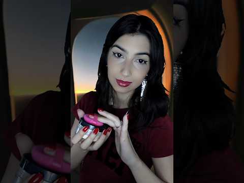 ASMR Fazendo sua make no avião