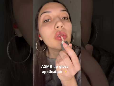 #asmr #lipgloss #lipglossasmr #tingly #mouthsounds