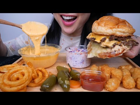 SUPER MESSY JUICY CHEESY BURGER (ASMR EATING SOUNDS) LIGHT WHISPERS | SAS-ASMR