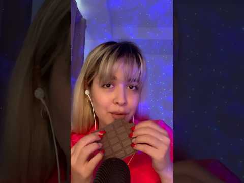 Real or fake asmr🍫🥐#asmrsounds #tingles #ای_اس_ام_آر