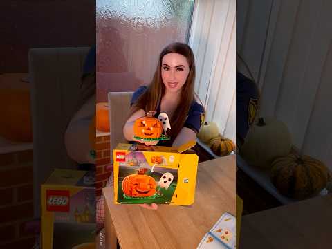 Let’s build some Lego! Halloween/pumpkin edition🎃 (built this about 2 weeks ago! So cute)