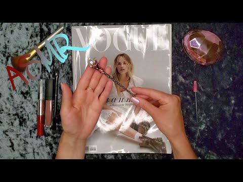 АСМР Листаю журнал / Близкий шепот /ASMR magazine / gentle whispering