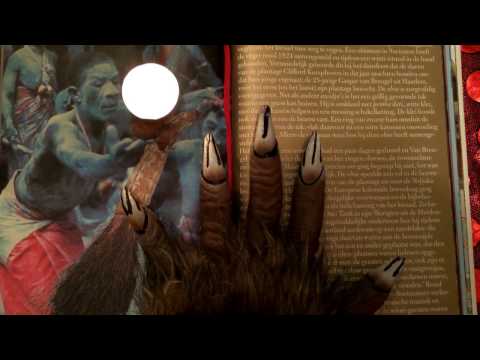Whisper in Dutch φMonster GLOVESφ with the sound of the🗿 Obiaman's soft broom [[ASMR]]