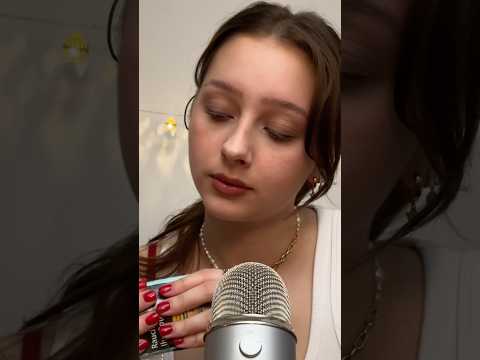 #asmr #crinklingsounds #tinglytriggers #asmrcommunity