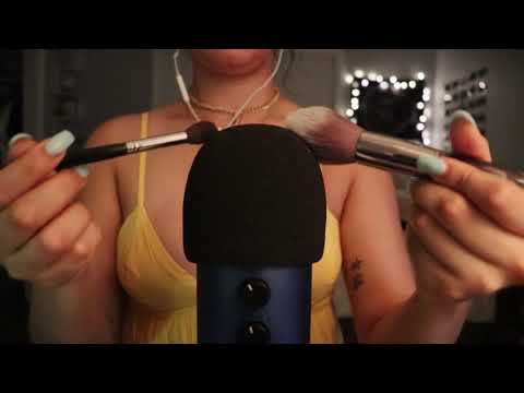 ASMR Mic Brushing w/ some mouth sounds (no talking)