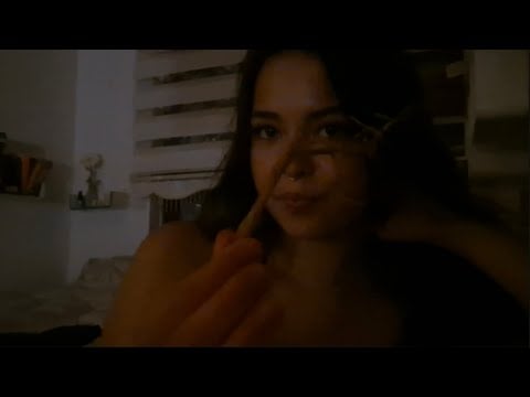 ASMR eating GRAPES & yapping in GERMANN :))