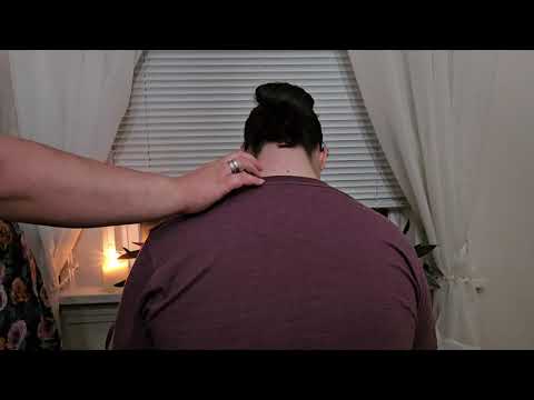 👐 ASMR Massage, Scratching and Shirt Fixing (Soft Spoken Whispers) 👐