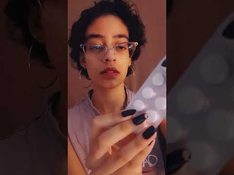 ASMR CUIDANDO DE VOCÊ COM CÓLICA 🩸 (versão curta) | #asmr #asmrshorts