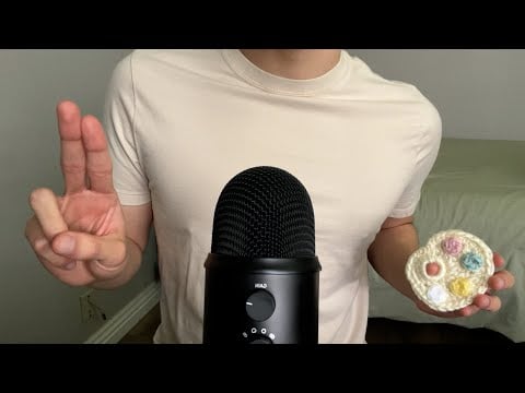 ASMR | Finger painting your face (Personal attention and mouth sounds)