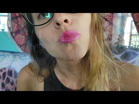 ASMR - Kisses on glass, fogging glass, no talking💋