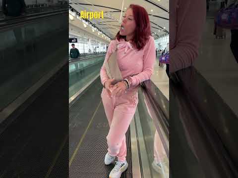 Public Bubble Gum Blowing #bubblegum #chewinggum #blowingbubblegum