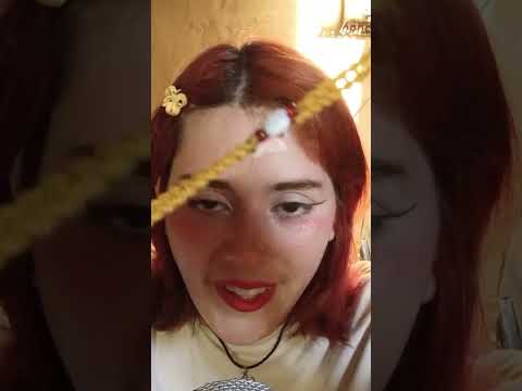 ASMR 🇦🇷 te coloco accesorios para que quedes coquet@ con mucho amor ☀️💛🌻 (click back your hair trgr)
