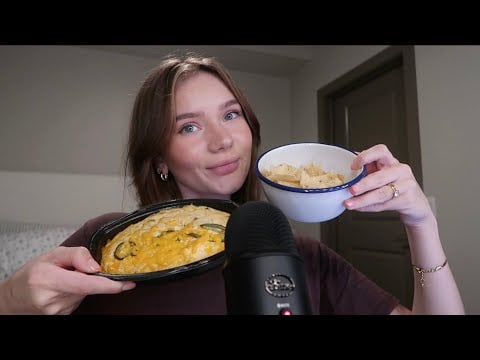 ASMR | eating chips and trader joe's spicy dip *crunchy sounds*