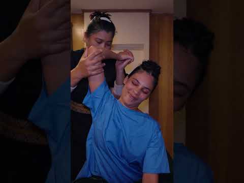 ASMR: Intense Thai Back Neck Shoulder Massage in Pattaya #shorts