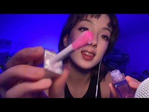 ASMR | Quickly Applying Your Lipgloss at a Sleepover (Lip Gloss application, makeup Roleplay, wlw)