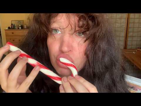 ❤️🤍 Eating a Candy Cane / ASMR Mouth Sounds ~ 🤍❤️(no talking)