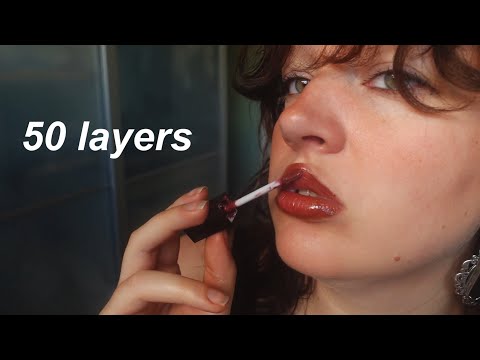 ASMR 50 layers of lipgloss and counting in dutch (intense mouth sounds)