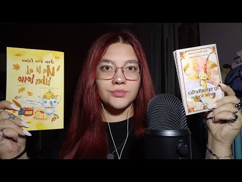 VI PARLO di DUE LIBRI MERAVIGLIOSI e SUPER AUTUNNALI (Intense Whispering) 😴💜 | ASMR ITA