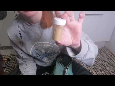 ASMR Suomi - Ostosten esittely ja meikkipussin siivous 🧹