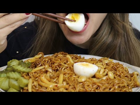 ASMR EGGNOODLES CHINESE WAY / SHIMEJI / EGGS / PICKLE / MUKBANG / CREMA ASMR #asmr #noodles #chinese