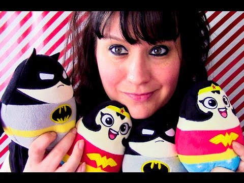 MONTHLY CONTEST / GIVEAWAY - WIN DC COMICS PRIZES! WONDERWOMAN / BATMAN *CUTE*