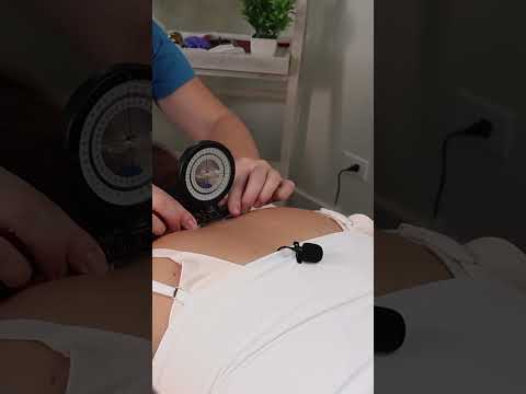 She's got chronic nerve pain #asmrvideos #chiropractic