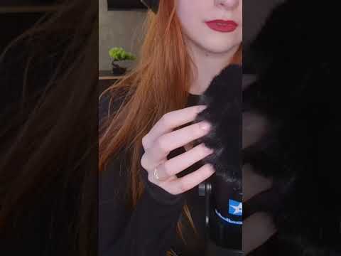 Fluffy microphone cover scratching asmr✨️ #asmrvideo #tingles #relaxing #micscratching #fluffy