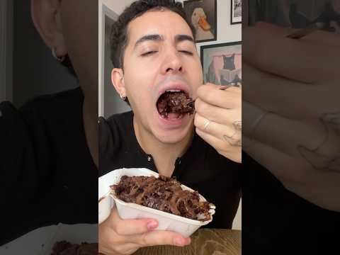COMENDO TODOS OS SABORES DE BOLO DO FESTIVAL DE FATIAS! #asmr