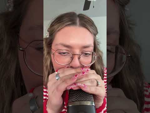 ASMR mouth sounds #asmr #mouthsounds #fastmouthsounds